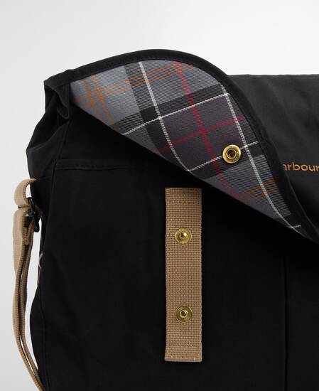Transport Riever Crossbody Bag Black/Modern Tartan